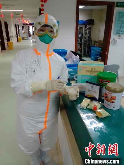 上海援助湖北护士周萍：“病人欢欢喜喜出院是对我们的最大安慰”